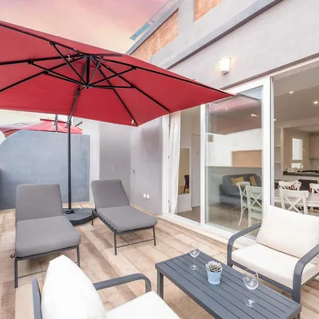 Modern Penthouse With Private Terrace Apartamento