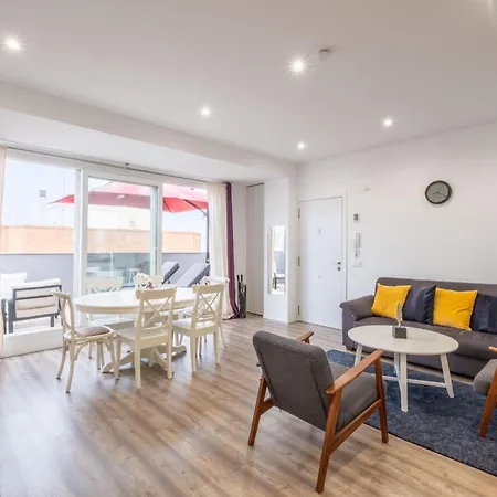 Modern Penthouse With Private Terrace Valencia